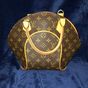 Louis Vuitton Purse
